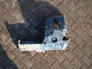 NISSAN 350Z 350 Z ĆWIARTKA PODŁUŻNICA PRAWA