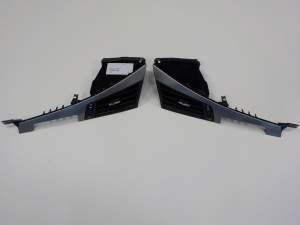 KRATKI WENTYLACJI Z DESKI  INFINITI Q50 HYBRID 3.5