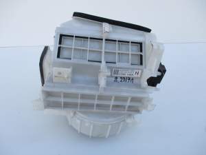 NAGRZEWNICA DMUCHAWA 272001CA0A INFINITI QX70 FX37