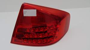 LAMPA TYLNA PRAWA TYŁ INFINITI G35 SEDAN 03-06