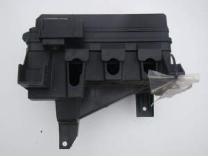 SKRZYNKA PANEL BEZPIECZNIKÓW CADILLAC XLR 4.6 V8
