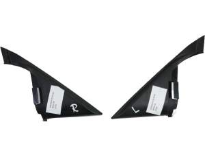 ZAŚLEPKA DRZWI TRÓJKĄT P/L INFINITI FX35 FX45