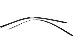 LISTWA DRZWI PRZEDNICH ŁUCZEK INFINITI FX35 FX45