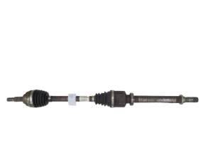 PÓŁOŚ PRAWA RENAULT CLIO III 1.5