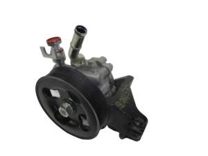 POMPA WSPOMAGANIA INFINITI QX70 FX30d