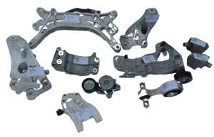 ŁAPA MOCOWANIE SKRZYNI MASERATI GHIBLI 3.0D