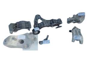 ŁAPA MOCOWANIE UCHWYT MASERATI GHIBLI 3.0D