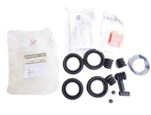 USZCZELNIACZE ZACISKU HAMULCA INFINITI FX45 FX37