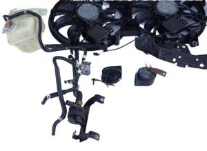 ZBIORNIK WYRÓWNAWCZY INFINITI M30d Y51 2010-2013