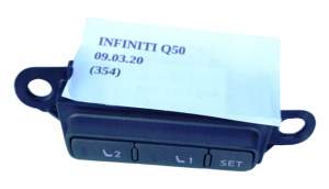 PRZYCISK PAMIĘCI FOTELA INFINITI Q50