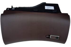 MERCEDES CLS W257 SCHOWEK PASAŻERA