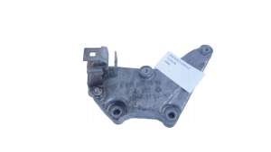 ŁAPA SILNIKA INFINITI Q70 2.2D LIFT