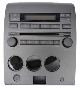 PANEL RADIA KLIMATYZACJI NISSAN TITAN ARMADA