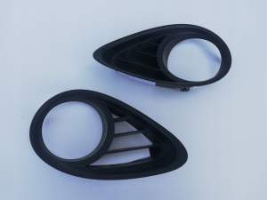 RAMKA HALOGENU PRAWA LEWA INFINITI QX70 FX30d FX37