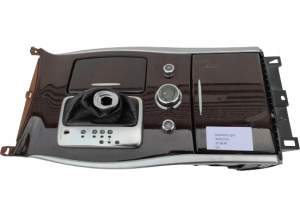 PANEL SCHOWEK MIESZEK TUNELU ŚRODEK INFINITI Q70