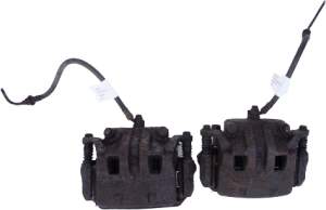 ZACISK HAMULCOWY PRZÓD NISSAN FRONTIER NAVARA D40