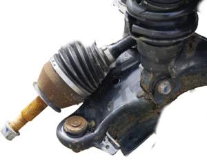 PÓŁOŚ PRZÓD PRAWA PRZEDNIA INFINITI QX80 2010+