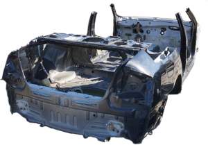 PAS TYLNY PODŁOGA BAGAŻNIKA INFINITI M35 M45 05-10