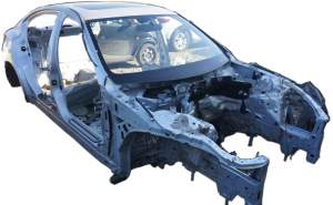 DACH Z OTWOREM NA SZYBERDACH INFINITI Q50