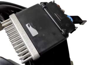 REZYSTOR MODUŁ WENTYLATORA INFINITI Q50 2.0T 2.2D