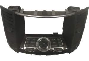 PANEL NAWIGACJI RAMKA KRATKI INFINITI QX70 FX30d
