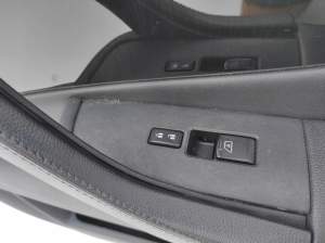 PRZEŁĄCZNIK PODNOŚNIKA SZYB PP INFINITI QX70