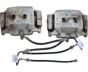 ZACISK HAMULCOWY PRAWY PRZÓD INFINITI QX50 2018+