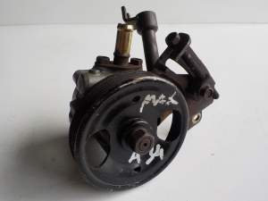 POMPA WSPOMAGANIA 491107Y000 NISSAN MAXIMA A34 3.5