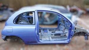 PRÓG PRAWY NISSAN MICRA K12 3D