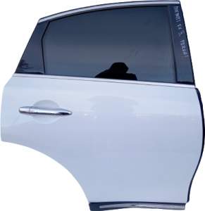 LISTWA DRZWI DOLNA CHROM PT INFINITI QX70 FX30 35