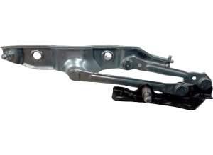 ZAWIAS KLAPY BAGAŻNIKA PRAWY INFINITI Q60