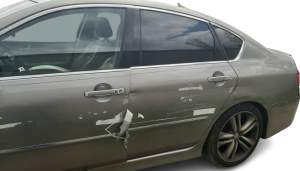 ZAMEK DRZWI LEWY TYŁ INFINITI M35S M35 S 2008