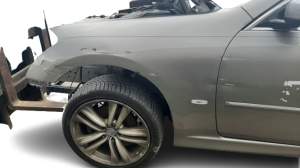 BŁOTNIK LEWY PRZÓD INFINITI M35S M35 S 2008