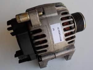 ALTERNATOR 23100AR00A INFINITI FX45 LIFT
