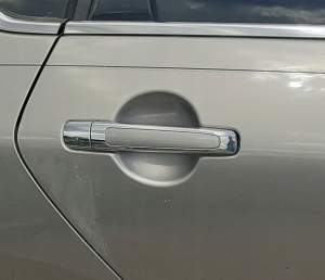 KLAMKA DRZWI PRAWY TYŁ INFINITI M35S M35 S 2008