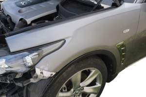 BŁOTNIK LEWY PRZÓD LAKIER K51 INFINITI QX70 FX30d