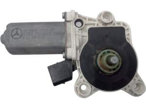 SILNICZEK SZYBY PRAWY PRZÓD MERCEDES C KLASA W203