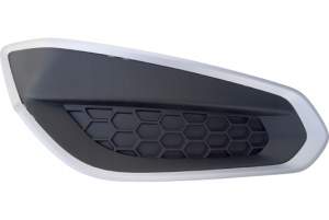 ZAŚLEPKA HALOGENU ZDERZAKA PRAWA VOLVO V60 I