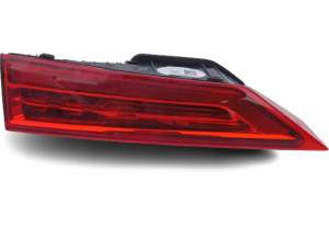 LAMPA W KLAPĘ PRAWA TYŁ VOLVO XC90 II 2017+