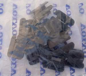 SPINKA WYGŁUSZENIA MASKI VOLVO C30 C40 XC40 S40