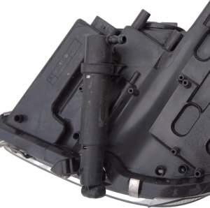 SPRYSKIWACZ LAMPY PRAWY PRZÓD MERCEDES CLS W219