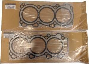 USZCZELKA GŁOWICY LEWA INFINITI FX37 Q50 M37 EX37