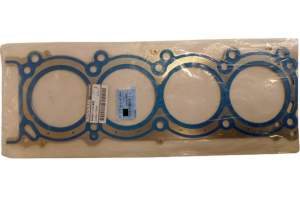 USZCZELKA GŁOWICY PRAWA NISSAN TITAN ARMADA 5.6