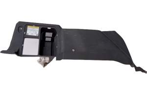 OSŁONA BAGAŻNIKA LEWY TYŁ INFINITI QX56 2004-