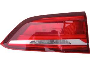 LAMPA W KLAPĘ LEWY TYŁ BMW X1 F48 15-18 PRZED LIFT