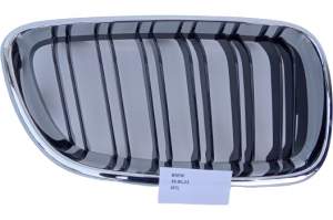 NERKA PRAWA GRILL ATRAPA BMW M2 F22 F23