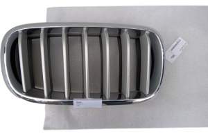 NERKA ATRAPA CHROM PRAWA GRILL BMW X5 F15 X6 F16
