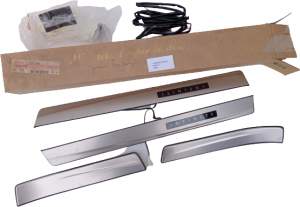 LISTWY NAKŁADKI PROGU LED INFINITI Q70 M35 M37 M30