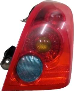 LAMPA PRAWA TYŁ TYLNA NISSAN PRIMERA P12 HB