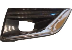 KRATKA RAMKA HALOGENU PRAWA PRZÓD INFINITI Q50 LIFT 2018+